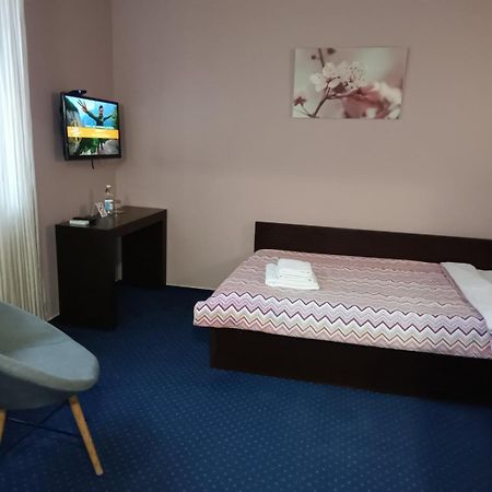 Gosudar Hotel Кропивницкий Экстерьер фото